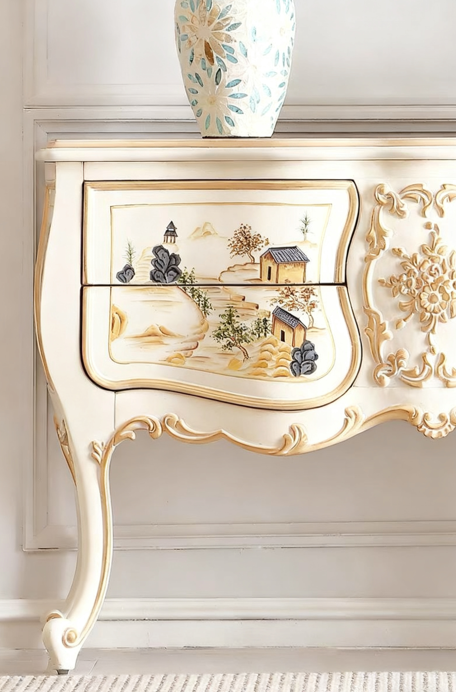 Versailles French Vintage console  image 5