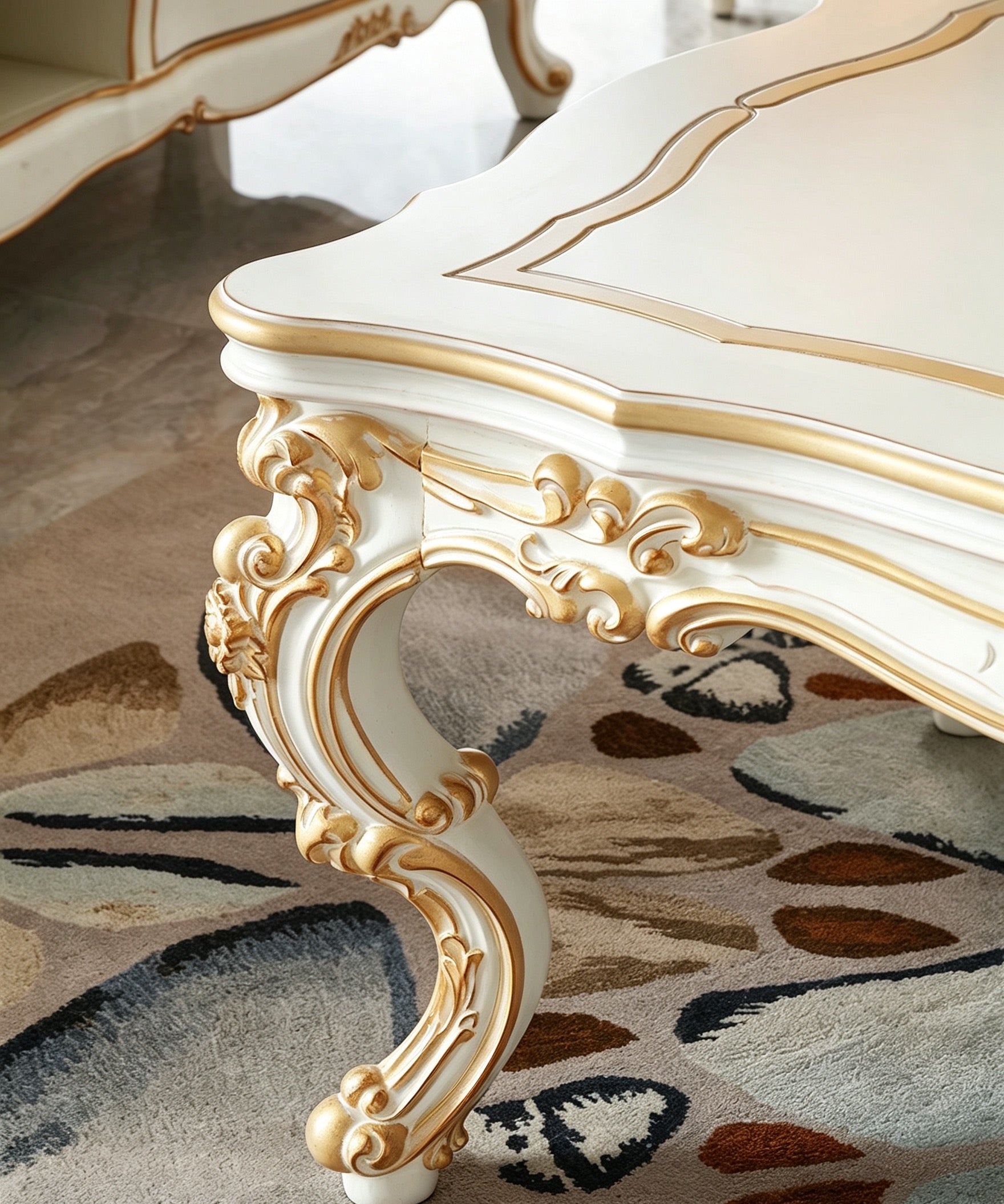White Elegance French Vintage Coffee Table