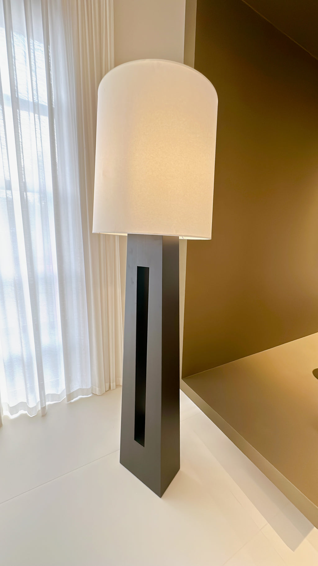 Oak Wood Floor Lamp – Natural Warmth and Elegant Design image 1