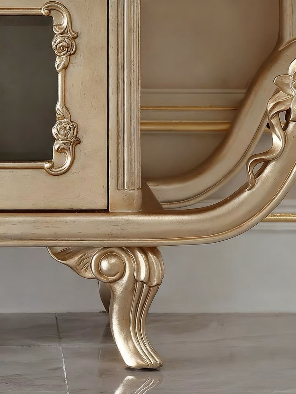 Versaille French TV Cabinet image 6