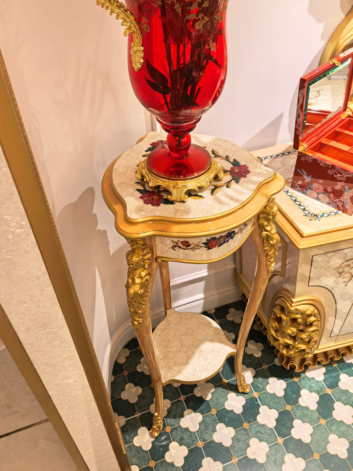 Estelle French Imperial plant stand leg detail, hand-carved gold gilt finish - GrandLiving Luxe