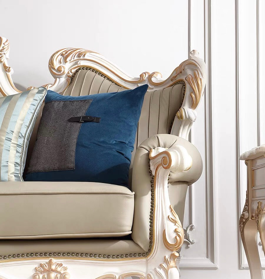 Royal blossom French Vintage Sofa image 9
