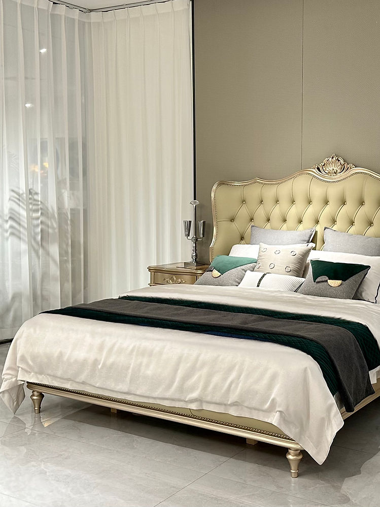 Château French King Bed